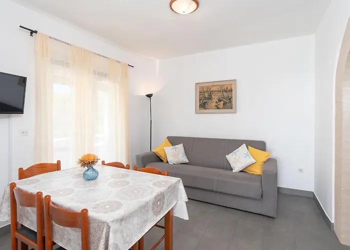 Апартаменты Apartment Vesela-2 By Interhome Вир