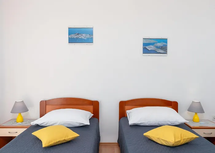 Apartment Vesela-2 By Interhome Apartment