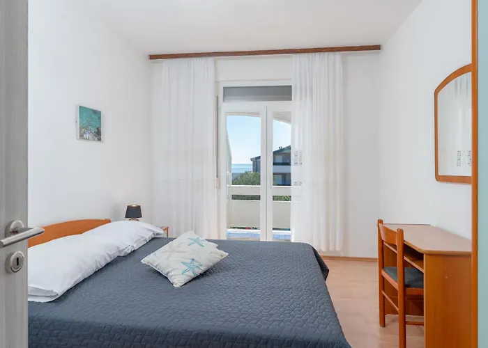 Apartment Vesela-2 By Interhome